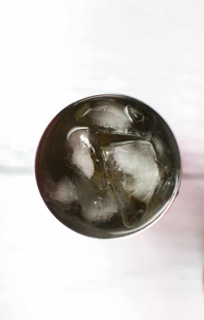 A picture showing a well iced cocktail before it is shaken