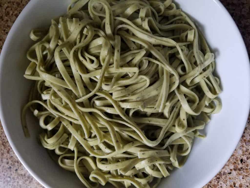Trader Joe's Spinach and Chive Linguine Pasta